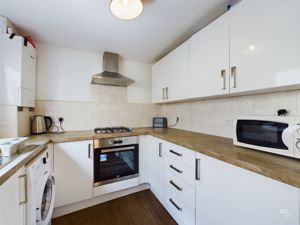 Kitchen- click for photo gallery